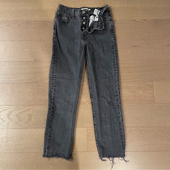 Levi’s Wedgie Straight jeans - Picture 2 of 9